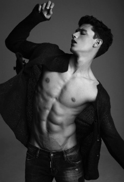 sexyboysbeingsexy