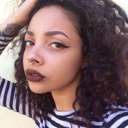 readwithlipstick